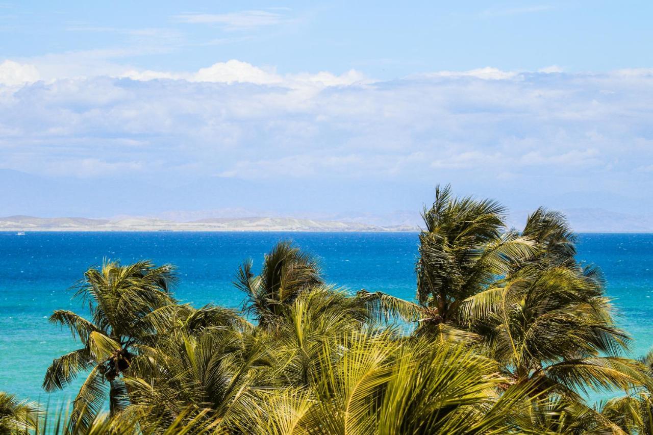 Hotel California Playa El Yaque Exterior foto