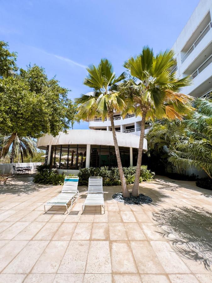 Hotel California Playa El Yaque Exterior foto