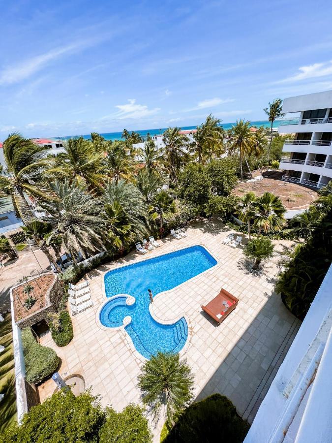 Hotel California Playa El Yaque Exterior foto