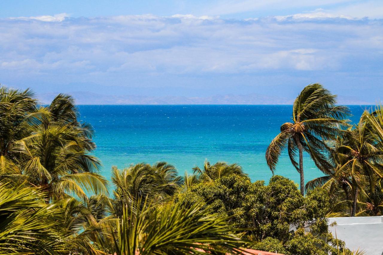Hotel California Playa El Yaque Exterior foto